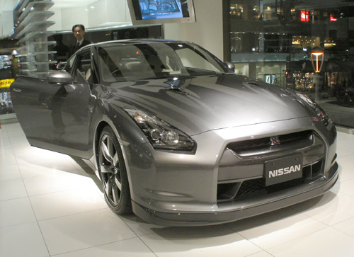 nissan-gtr-16.jpg